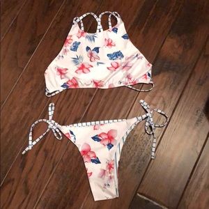 Brand new never worn swimsuit size large.